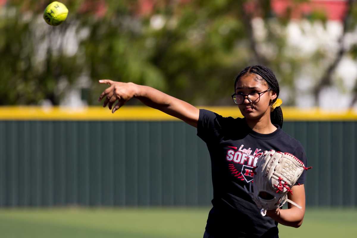 Hanks' Desirae Spearman throws the ball at practice.